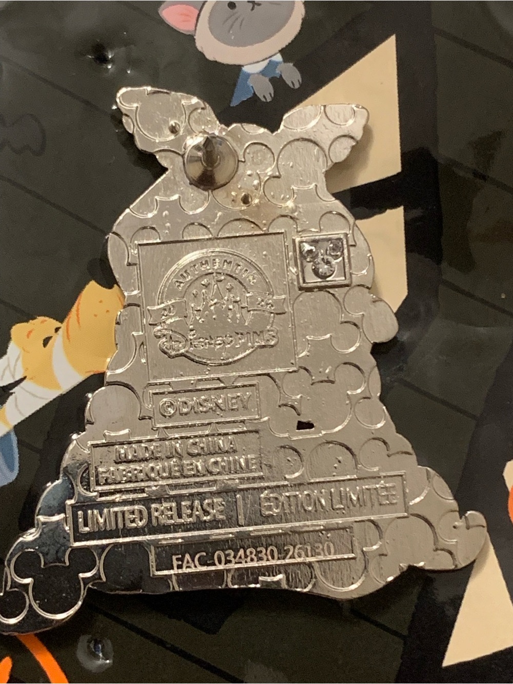 Disney Parks 2026 Cats & Dogs Halloween Costume LR Mystery Pin Full Set - Picture 12 of 16